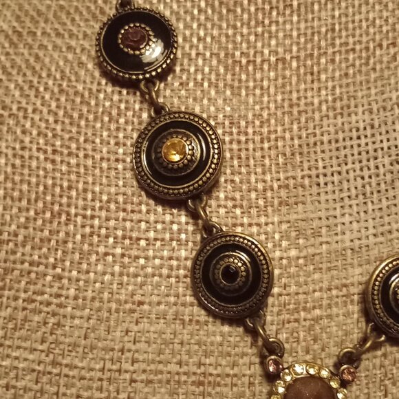 Earth-toned Y-Necklace - Picture 9 of 11